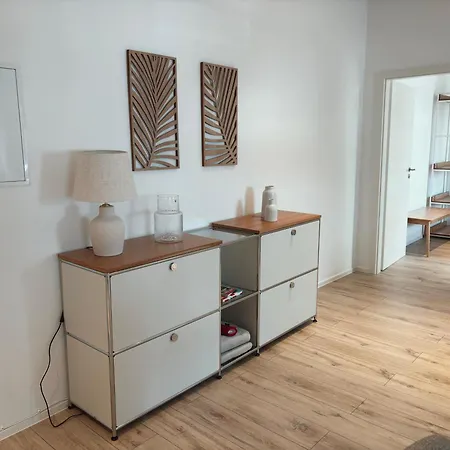 Hozo 9 - Wifi, Balcony, 2 Sleeping Rooms, Up To 6 Persons, Train Station Koblenz (Rhineland-Palatinate)