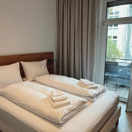 Hozo 9 - Wifi, Balcony, 2 Sleeping Rooms, Up To 6 Persons, Train Station Koblenz (Rhineland-Palatinate)